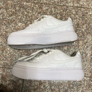 Nike Court Vision Alta